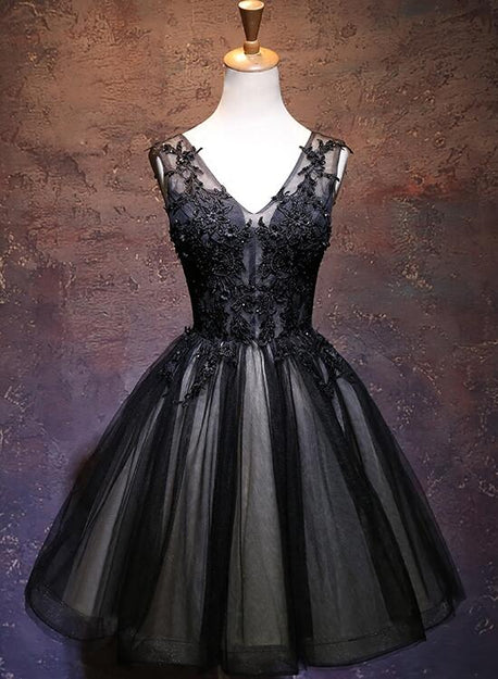 Adorable Black V-neckline Lace and Tulle Party Dress Short Prom Dress Homecoming Dress