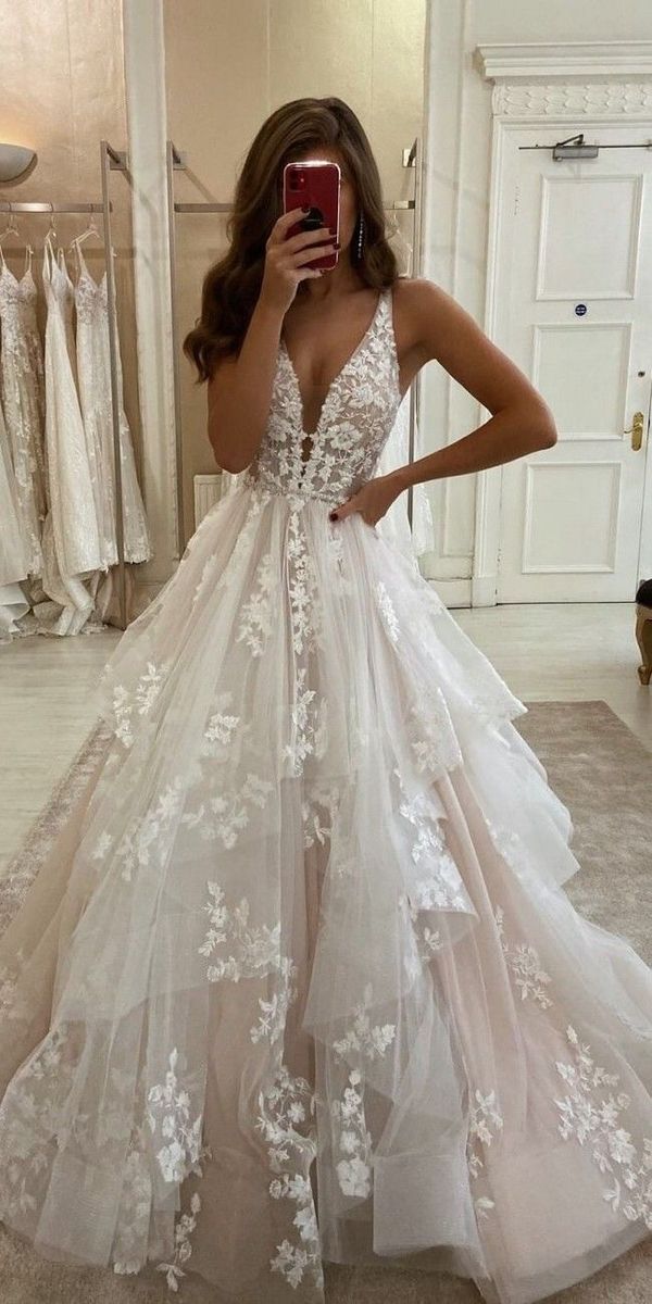 SSR0071,2025 V Neck Ivory Tulle With Embroidery Appliques Long Prom Dress, Light Pink Wedding Dress
