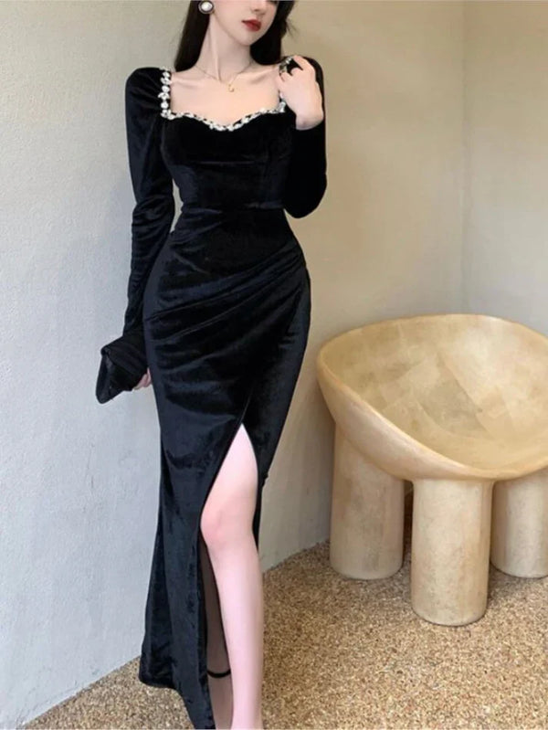Black Long Sleeves Velvet Mermaid Slit Long Prom Dress with Beading Charming Evening Dress