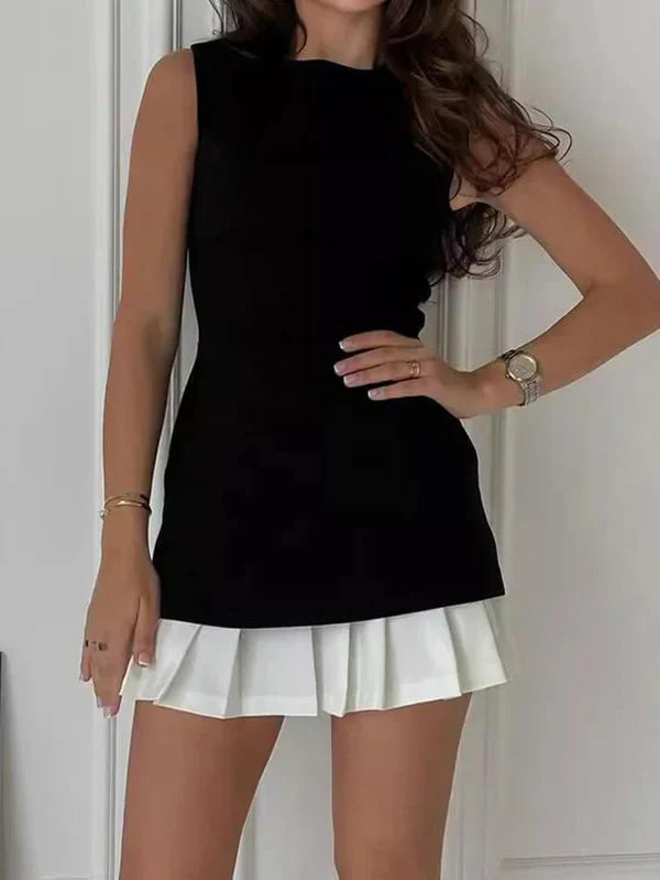 Black Sleeveless Pleated Short Formal Dress Charming Party Dress Homecoming Dress
