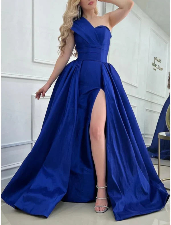 A-Line Prom Dresses Elegant Dress Formal Sweep / Brush Train Sleeveless One Shoulder Satin with Pleats Slit Evening Dress