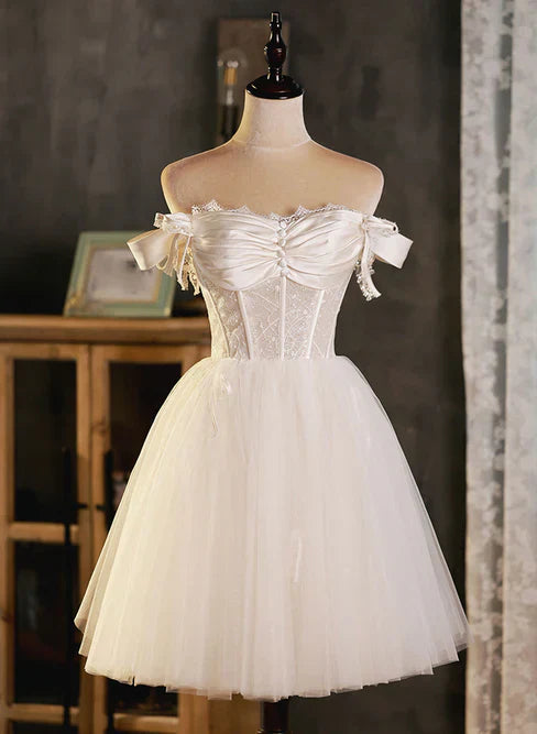 Ivory Tulle Sweetheart with Lace Short Prom Dress Homecoming Dress Off Shoulder Party Dress