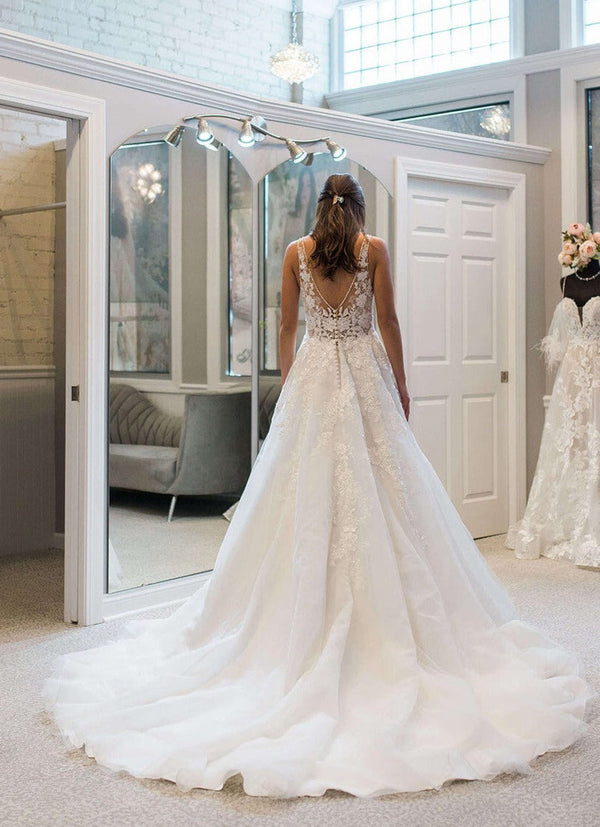 SSR1609,Gorgeous White A-Line Wedding Dresses,Lace V-Back Wedding Gown