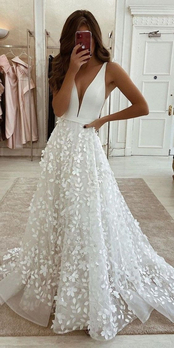 SSR1122,Charming white v-neck wedding dresses,v-neck bridal wedding gown