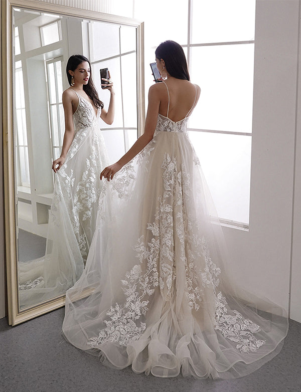 SSR1608,Elegant White Wedding Dresses Spaghetti Straps Sweep Train with Appliques
